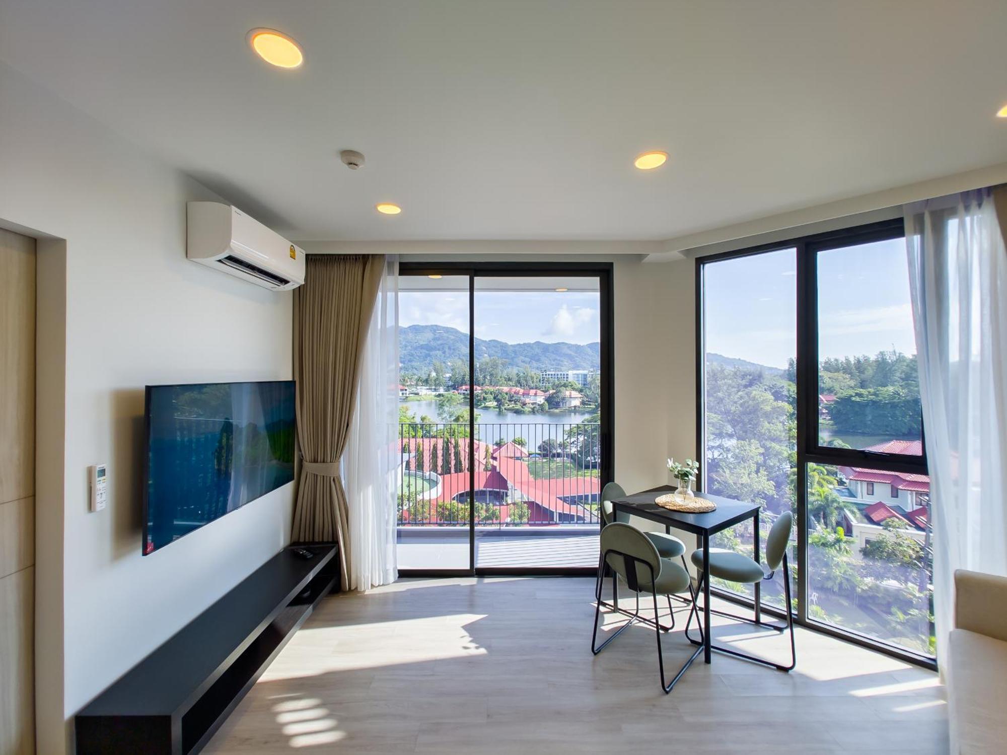 Skypark Laguna Apartments Bangtao Bang Tao Beach  Buitenkant foto