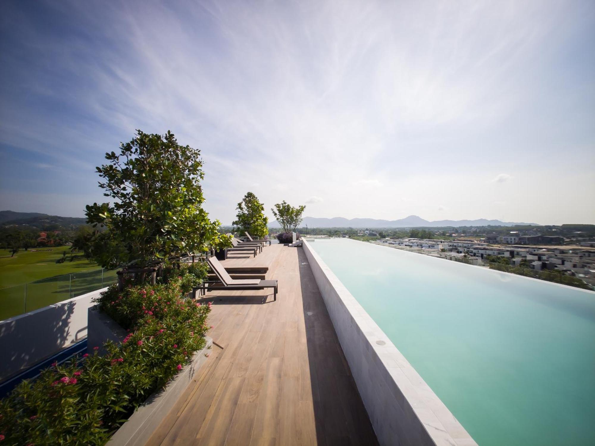 Skypark Laguna Apartments Bangtao Bang Tao Beach  Buitenkant foto