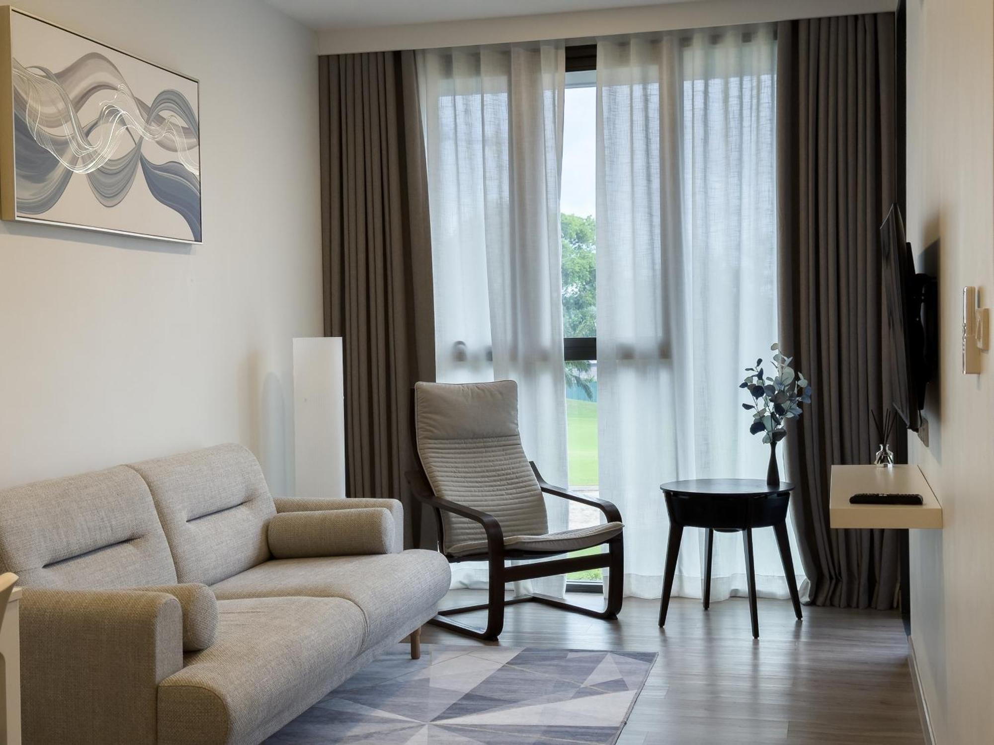 Skypark Laguna Apartments Bangtao Bang Tao Beach  Buitenkant foto